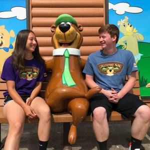 Meet your Posher, Lauren